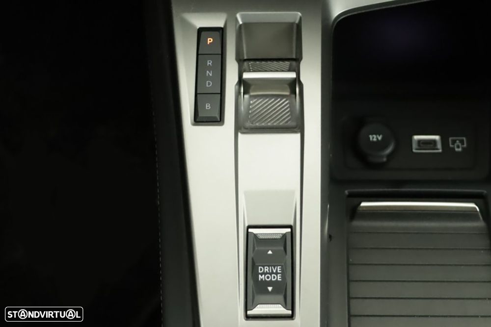 Peugeot 308 1.6 Hybrid Allure Pack e-EAT8 - 14