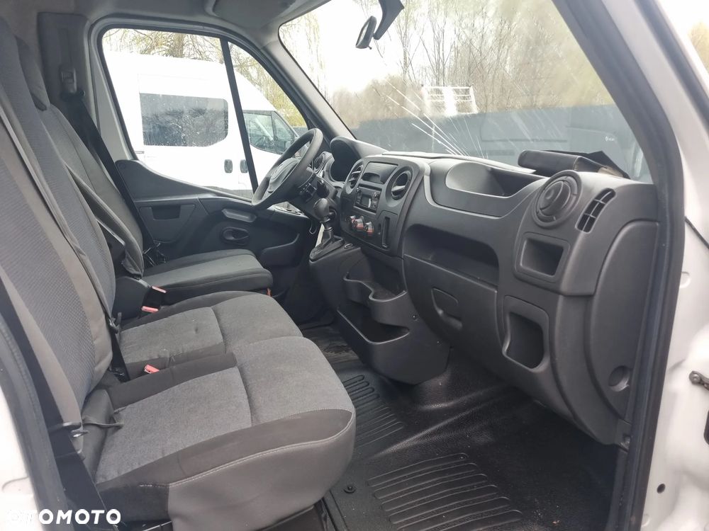 Renault Master ... REZERWACJA .... - 21