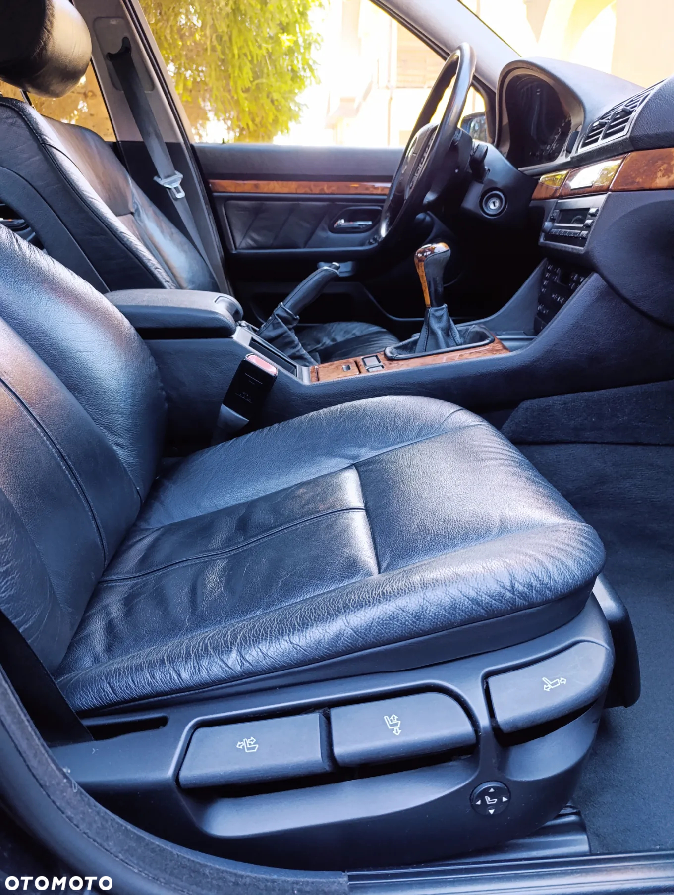 BMW Seria 5 523i - 16