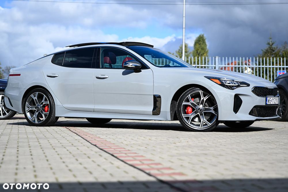 Kia Stinger 3.3 T-GDI V6 GT AWD - 4