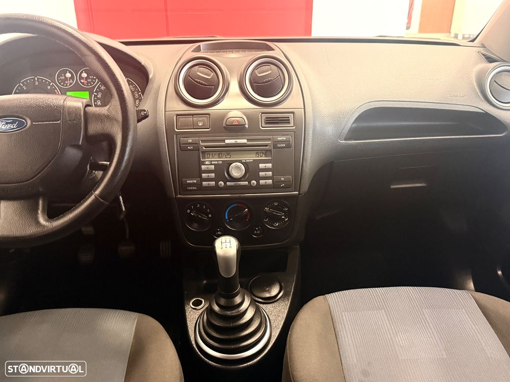 Ford Fiesta 1.4 TDCi Trend - 8