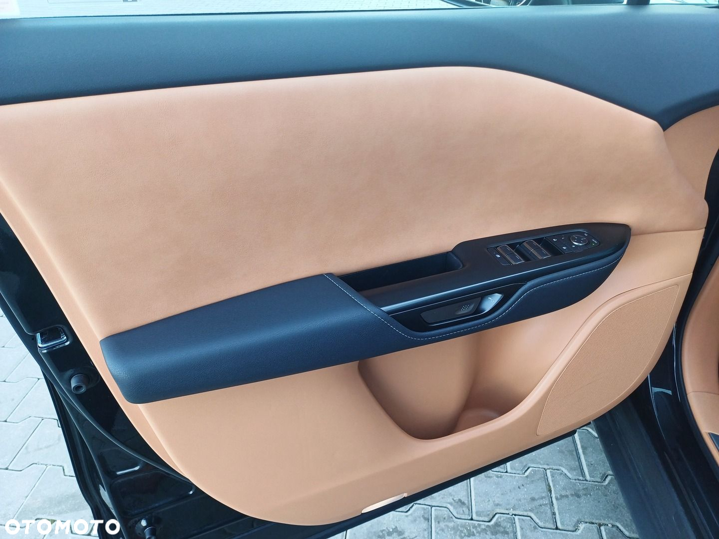 Lexus RZ 450e Prestige DIRECT4 - 16