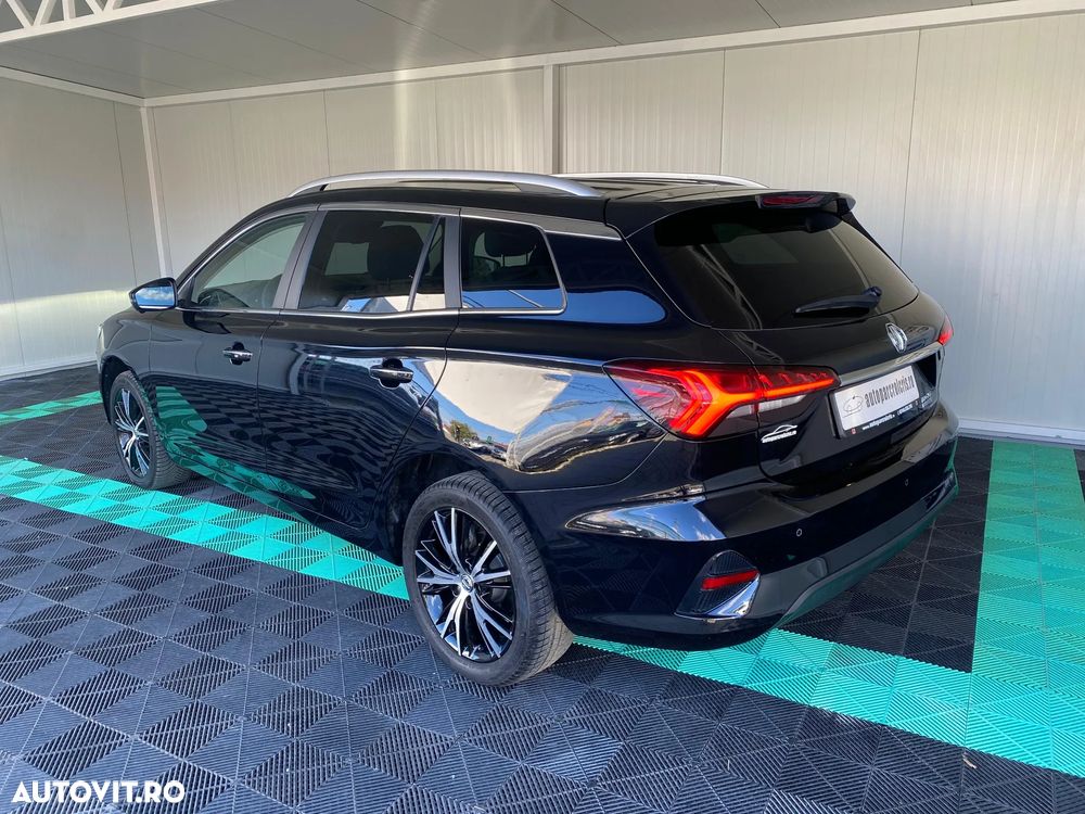 MG MG5 - 12
