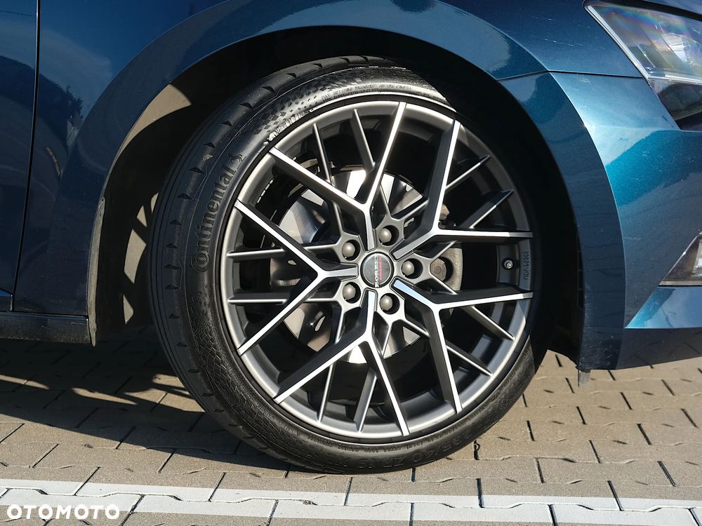 Skoda Superb 2.0 TDI Style DSG - 9
