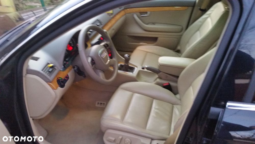 Audi A4 Limousine 2.0 TDI - 8