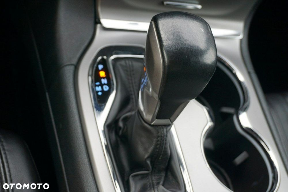 Jeep Grand Cherokee - 22