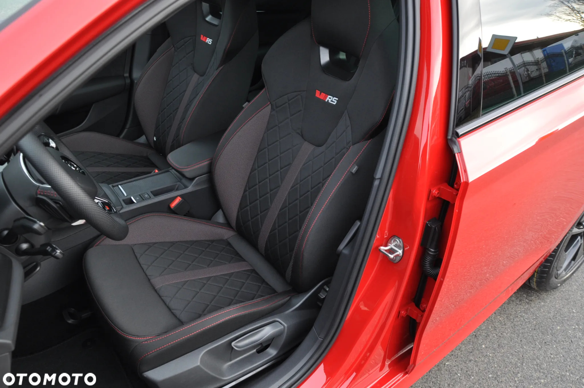 Skoda Octavia 2.0 TSI RS DSG - 17