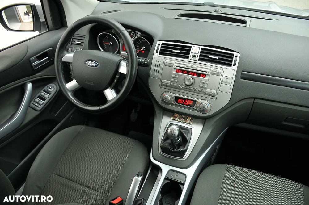 Ford Kuga - 5