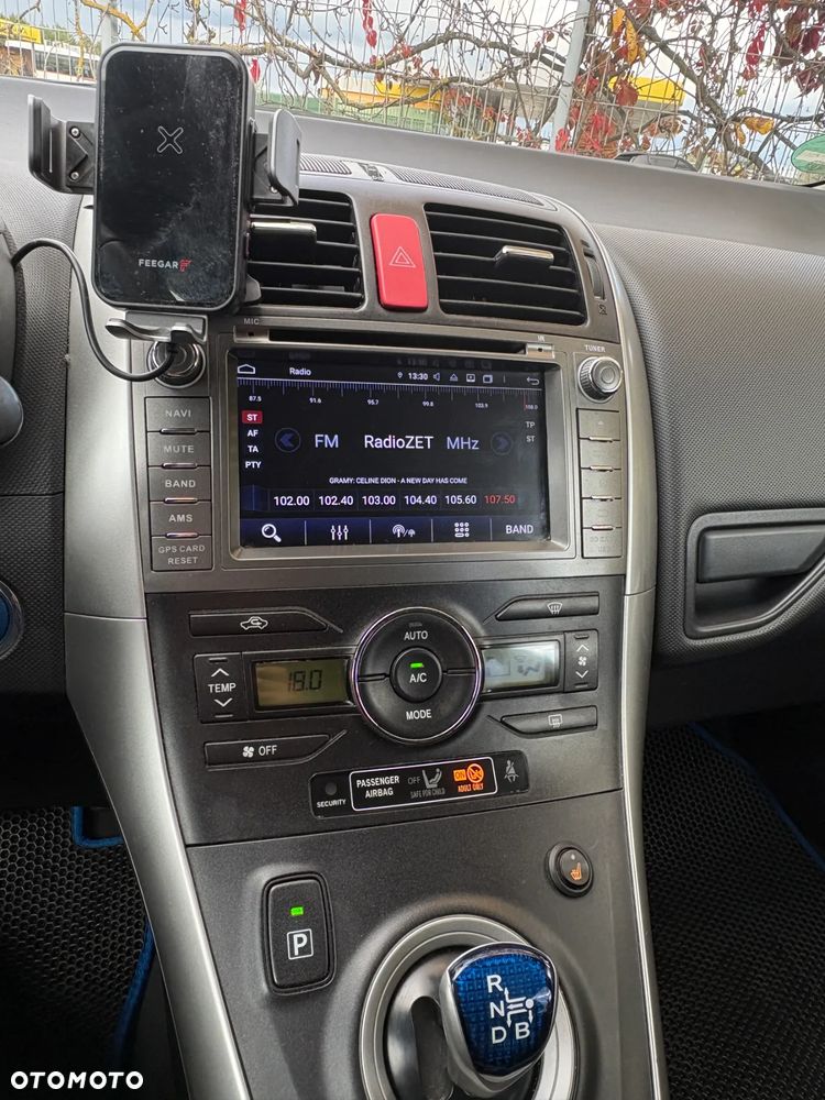 Toyota Auris 1.8 HSD Luna - 19