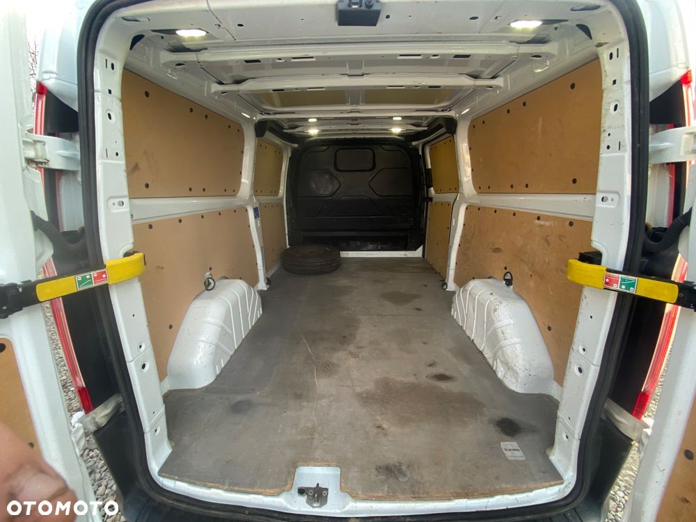 Ford Transit Custom - 21