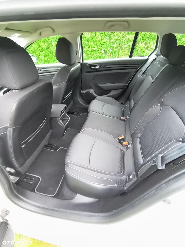 Renault Megane 1.5 dCi Business - 9