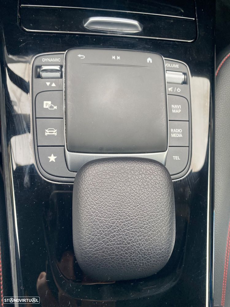 Mercedes-Benz A 250 e AMG Line - 11