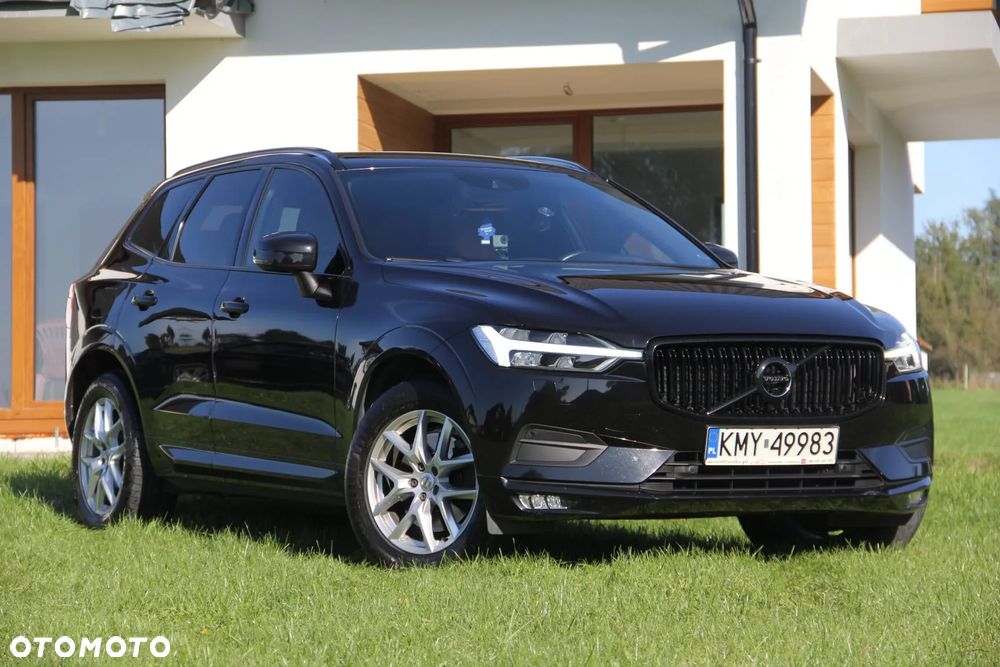 Volvo XC 60 D4 AWD Momentum - 4