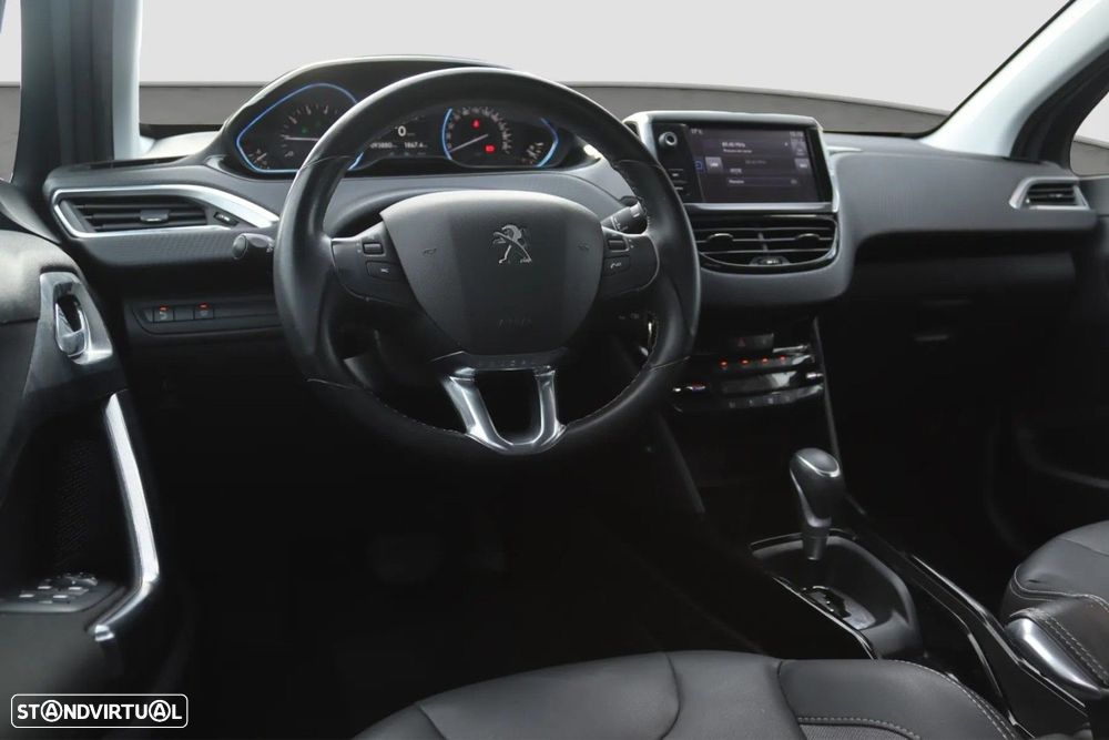 Peugeot 2008 - 6