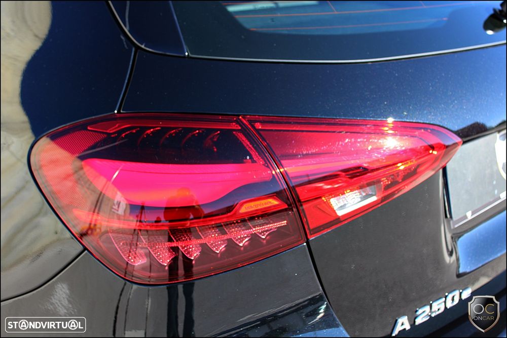 Mercedes-Benz A 250 e 8G-DCT Style - 15