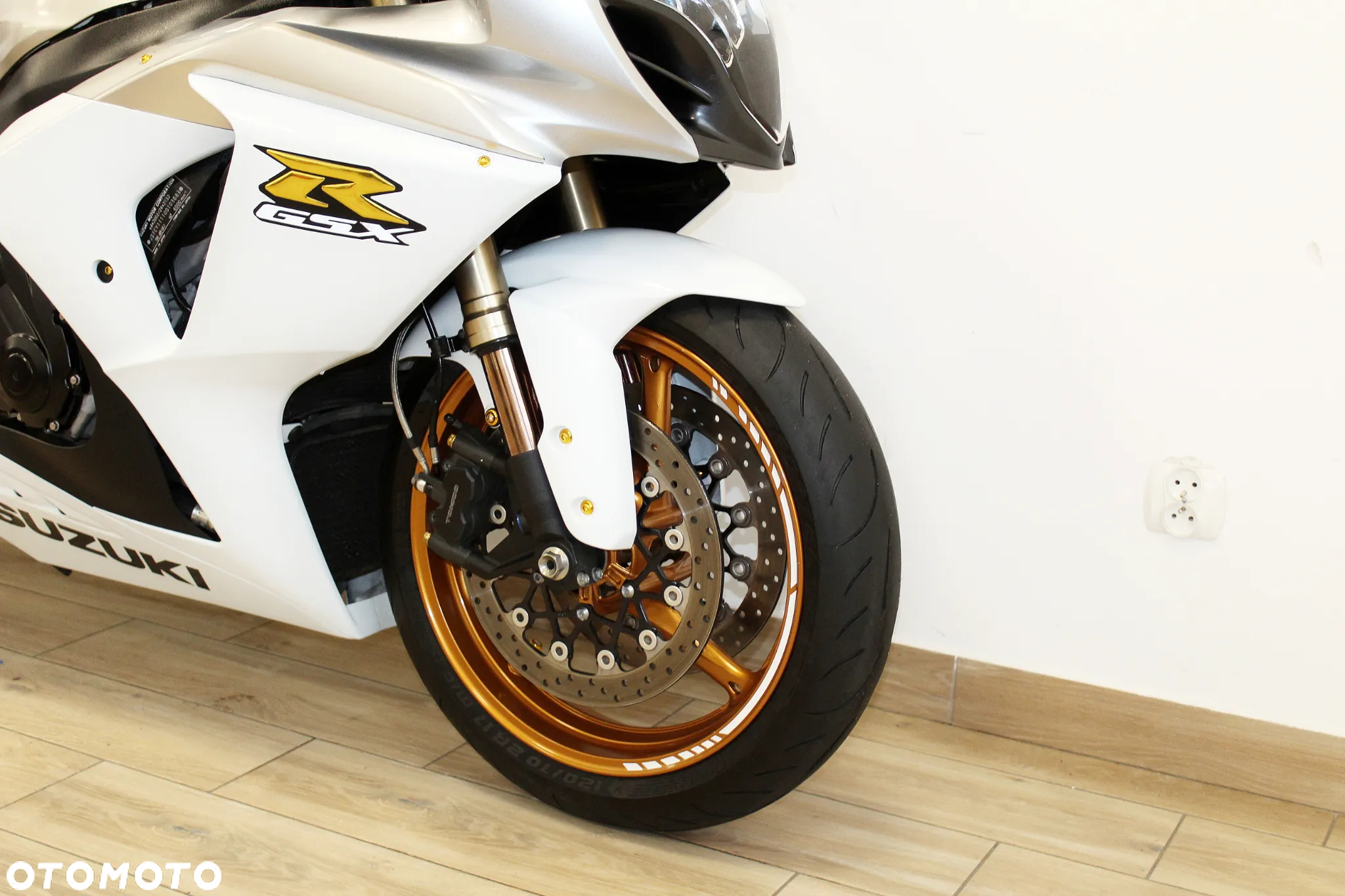 Suzuki GSX-R - 11