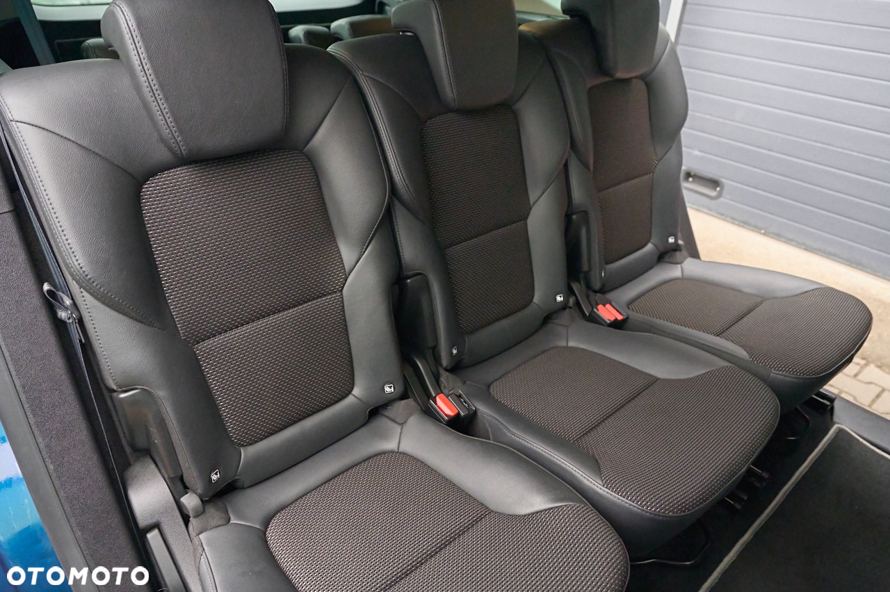 Renault Espace BLUE dCi 160 EDC BUSINESS EDITION - 28