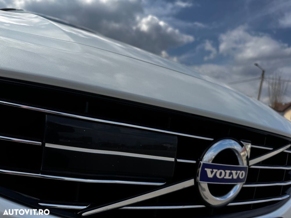 Volvo V60 D6 Plug-In-Hybrid AWD Geartronic Pure Limited - 29