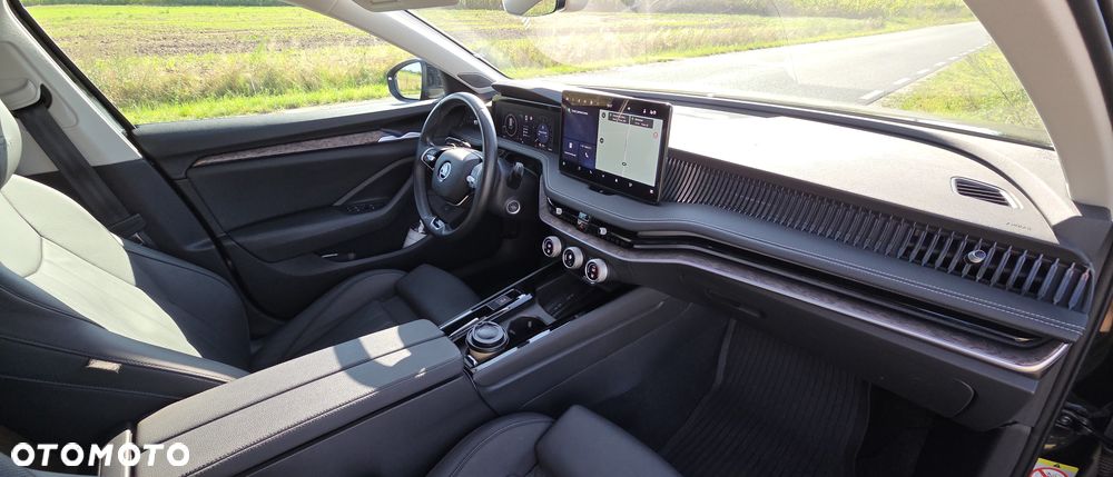 Skoda Superb 2.0 TDI SCR 4x4 L&K DSG - 24