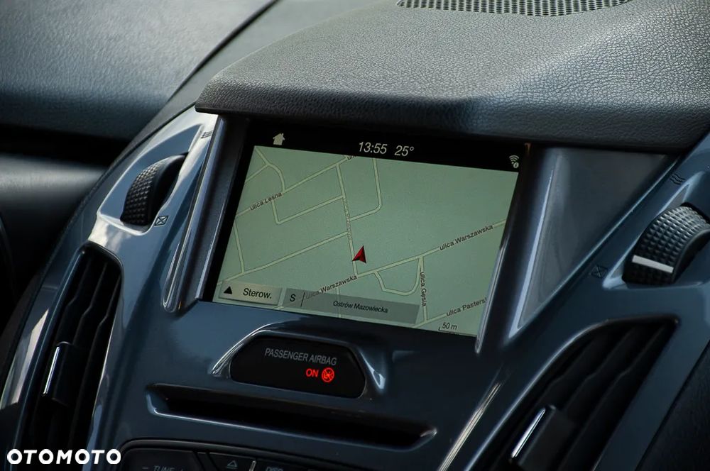Ford Tourneo Connect Grand - 27