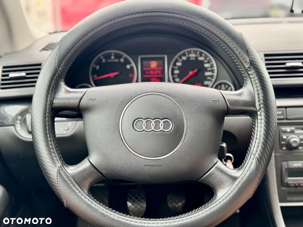 Audi A4 Limousine 2 - 18