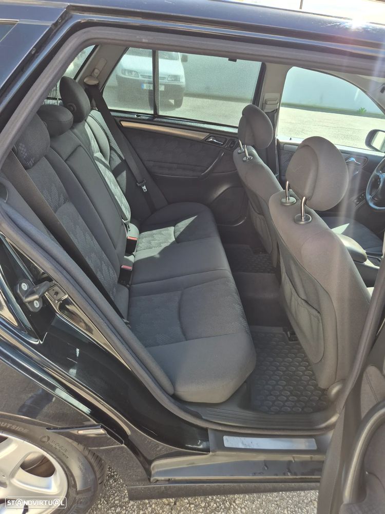 Mercedes-Benz C 200 CDi Avantgarde - 21