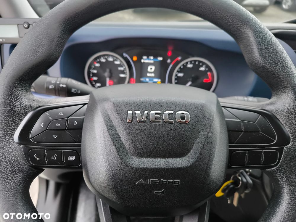 Iveco 35s14 - 23