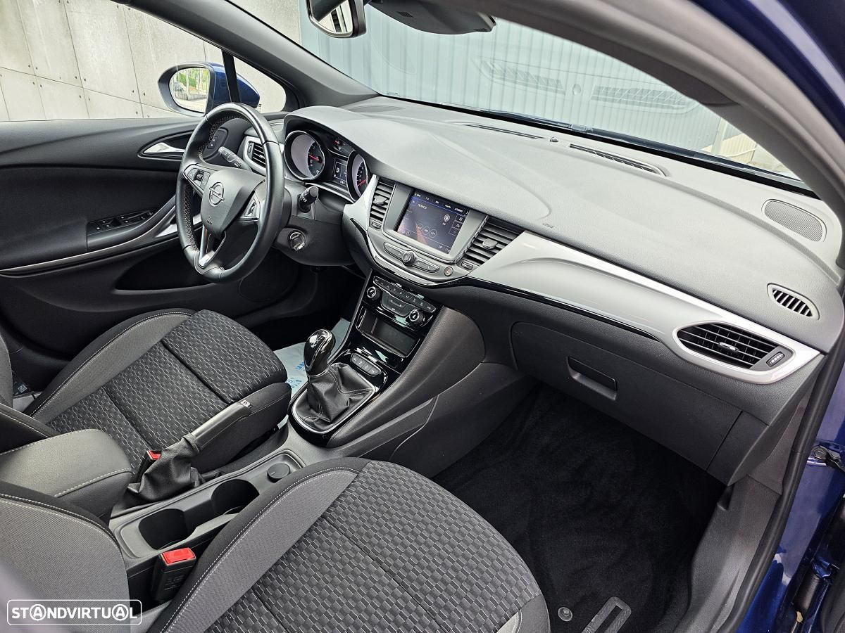 Opel Astra 1.2 T GS Line S/S - 16