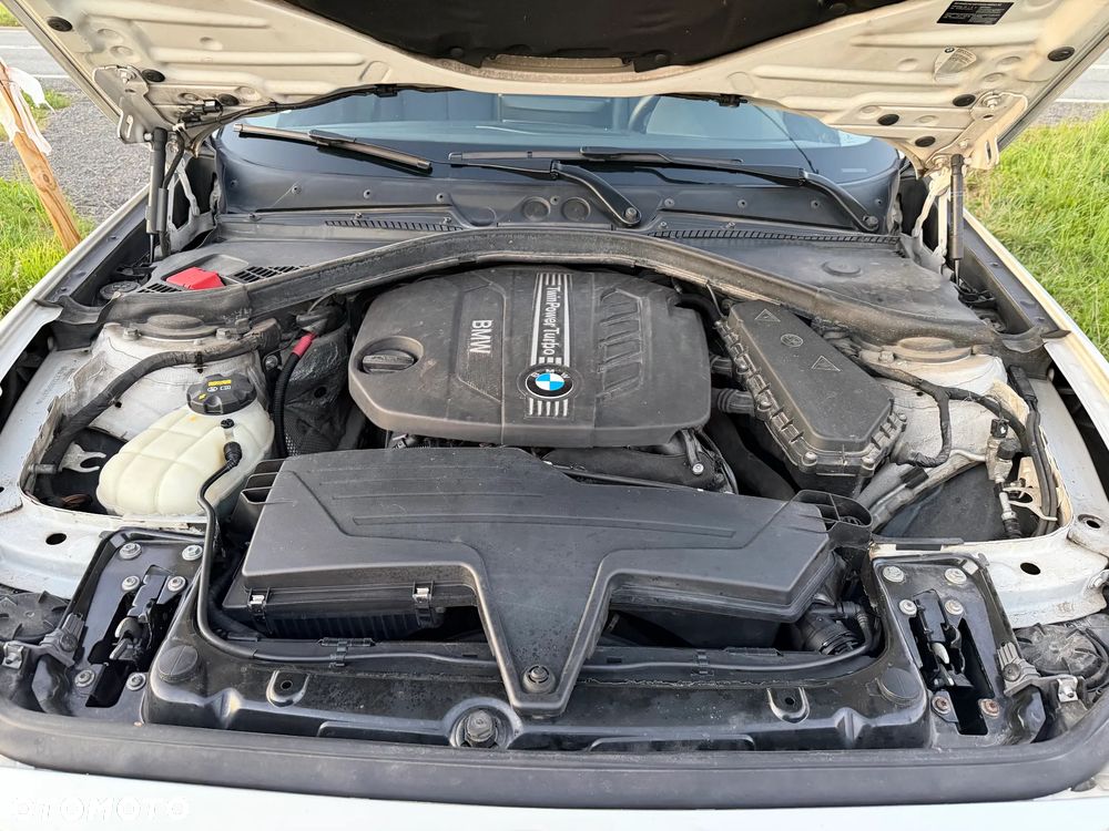 BMW Seria 1 120d Sport Line - 9