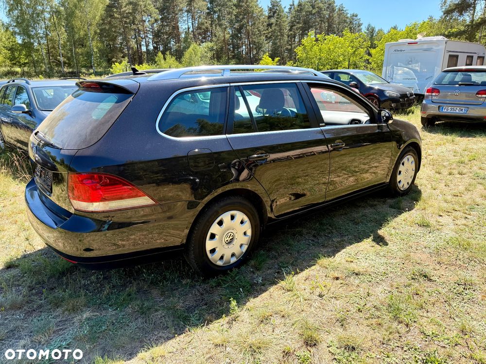 Volkswagen Golf 1.6 TDI DPF Comfortline - 3