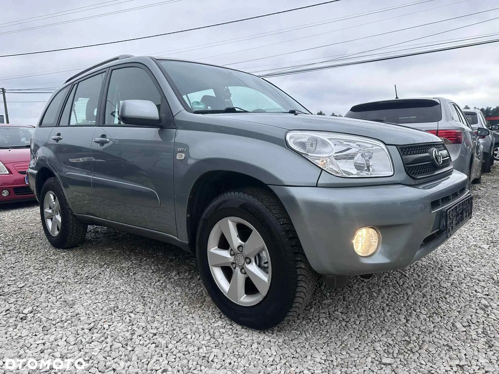 Toyota RAV4 2.0 VVT-i 4x4 - 7