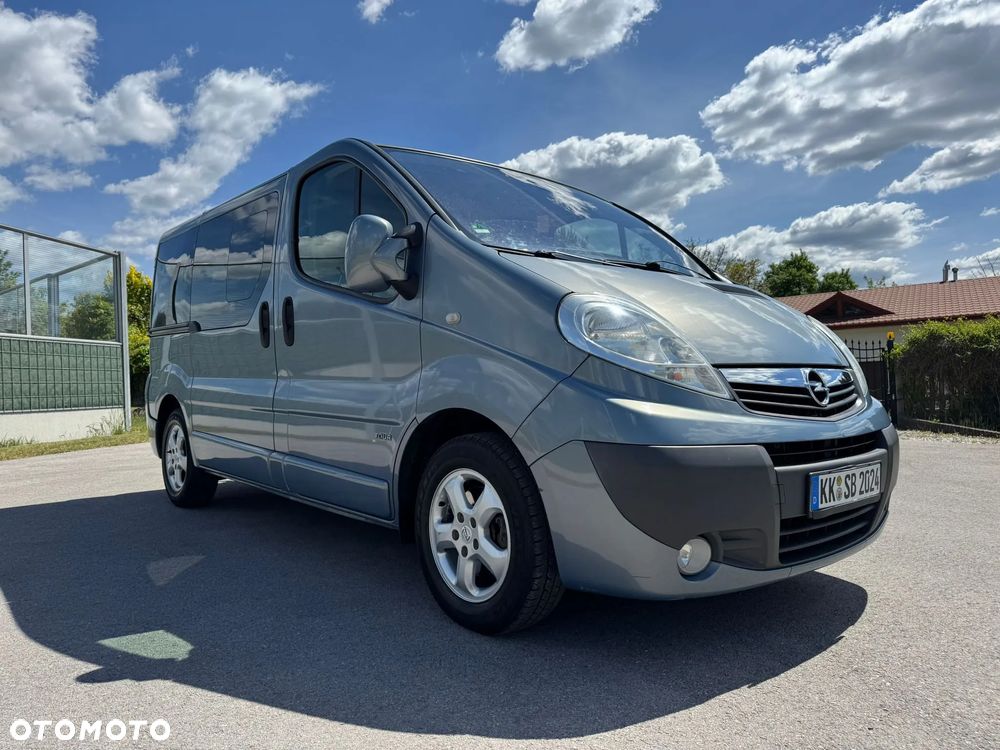 Opel Vivaro - 19