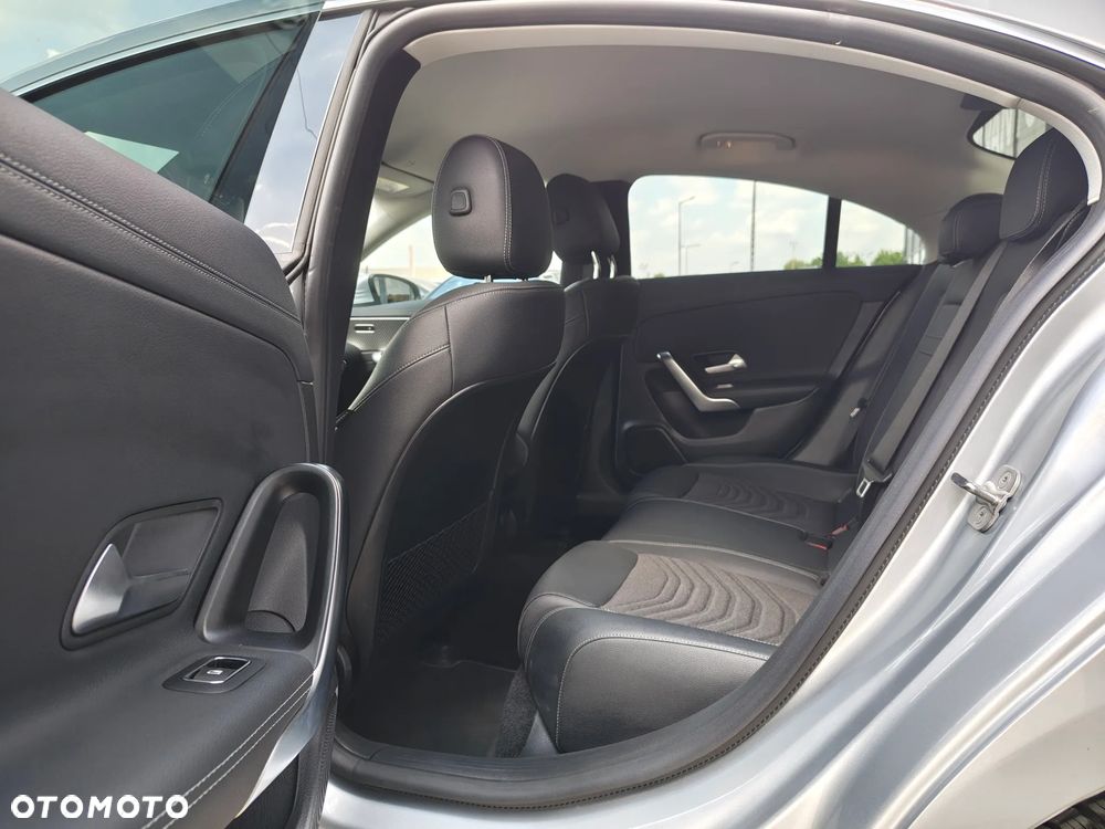 Mercedes-Benz CLA 180 mHEV Progressive 7G-DCT - 10