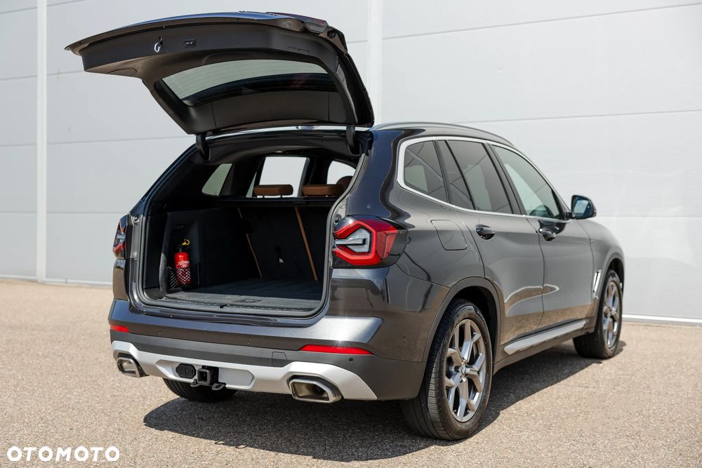 BMW X3 xDrive30i - 13