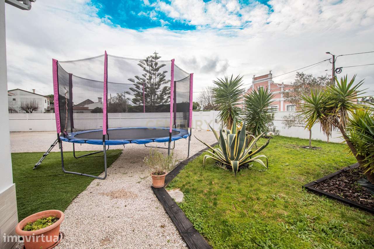 Moradia Térrea T4 com Piscina e Alojamentos Independentes | Figueira d - Grande imagem: 4/60