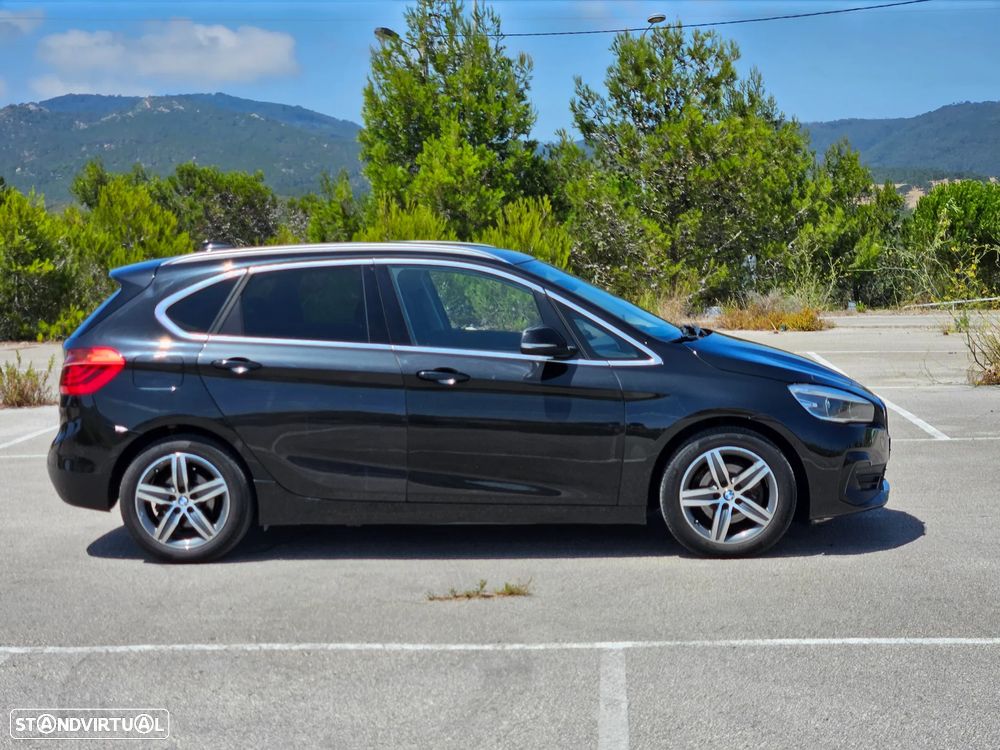 BMW 218 Active Tourer d Line Luxury - 7