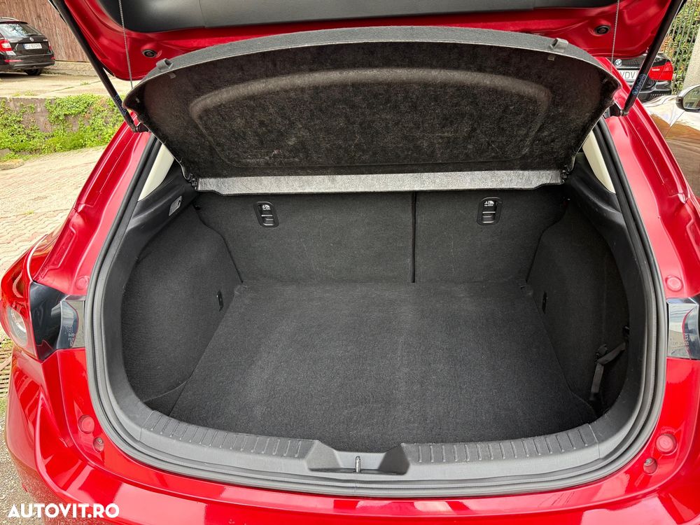 Mazda 3 - 28
