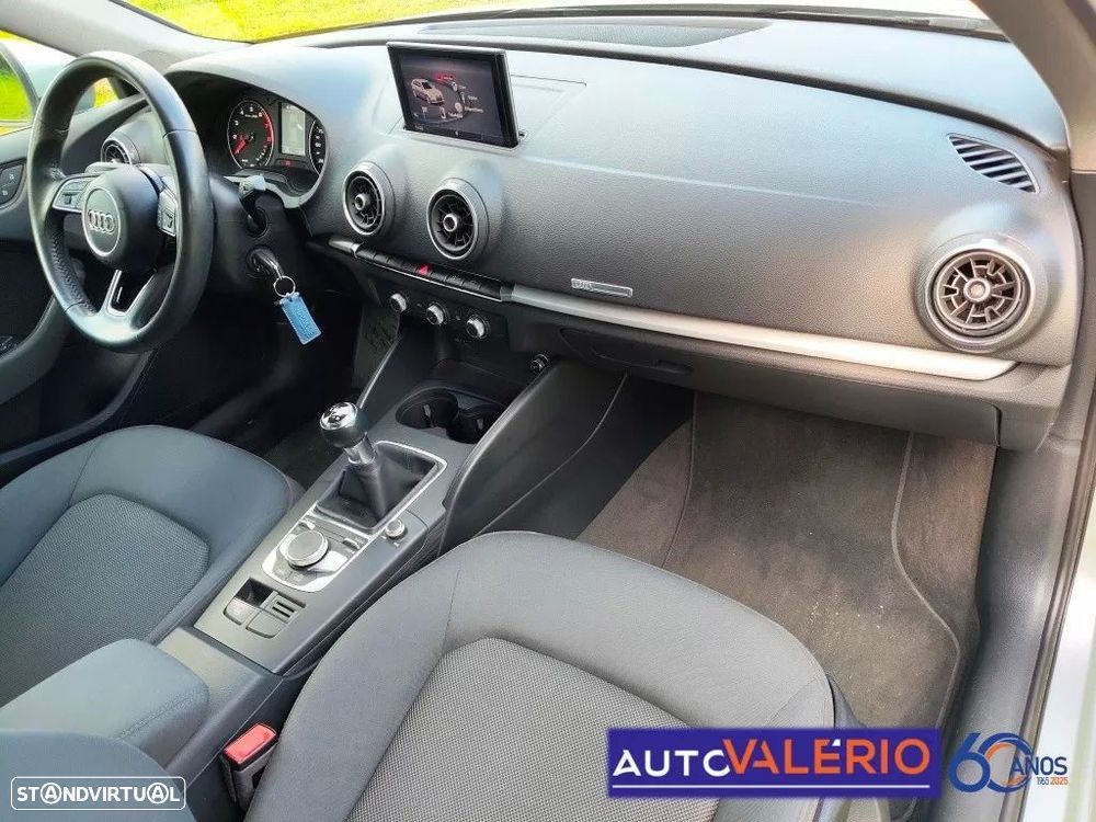 Audi A3 Sportback 30 TFSI - 28