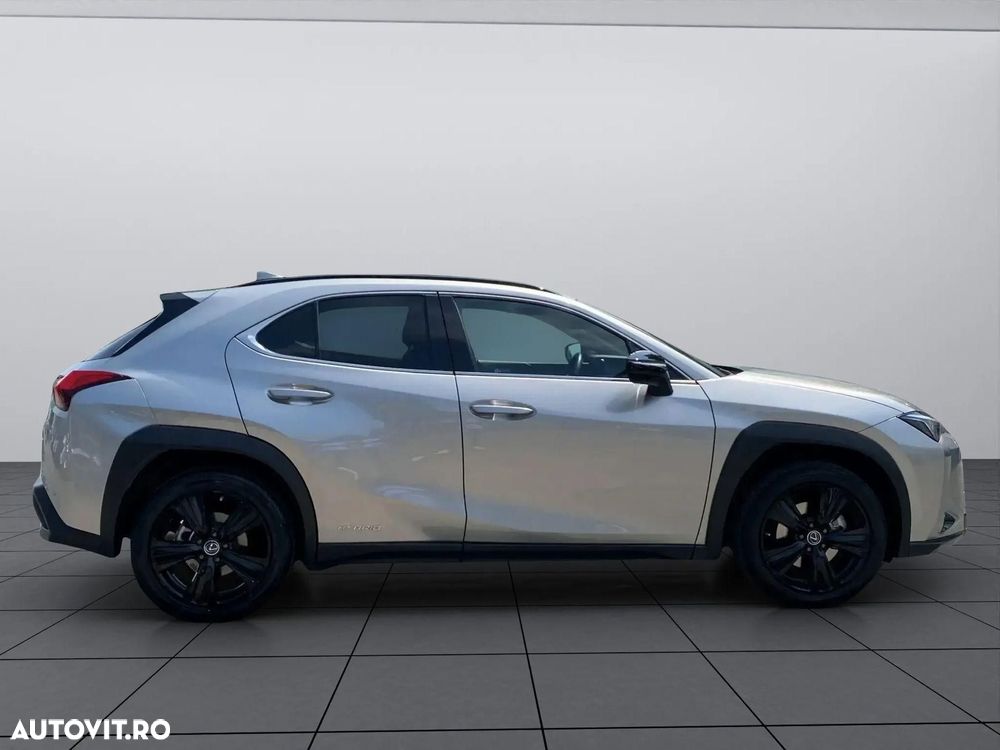 Lexus UX 250h Executive Line - 7
