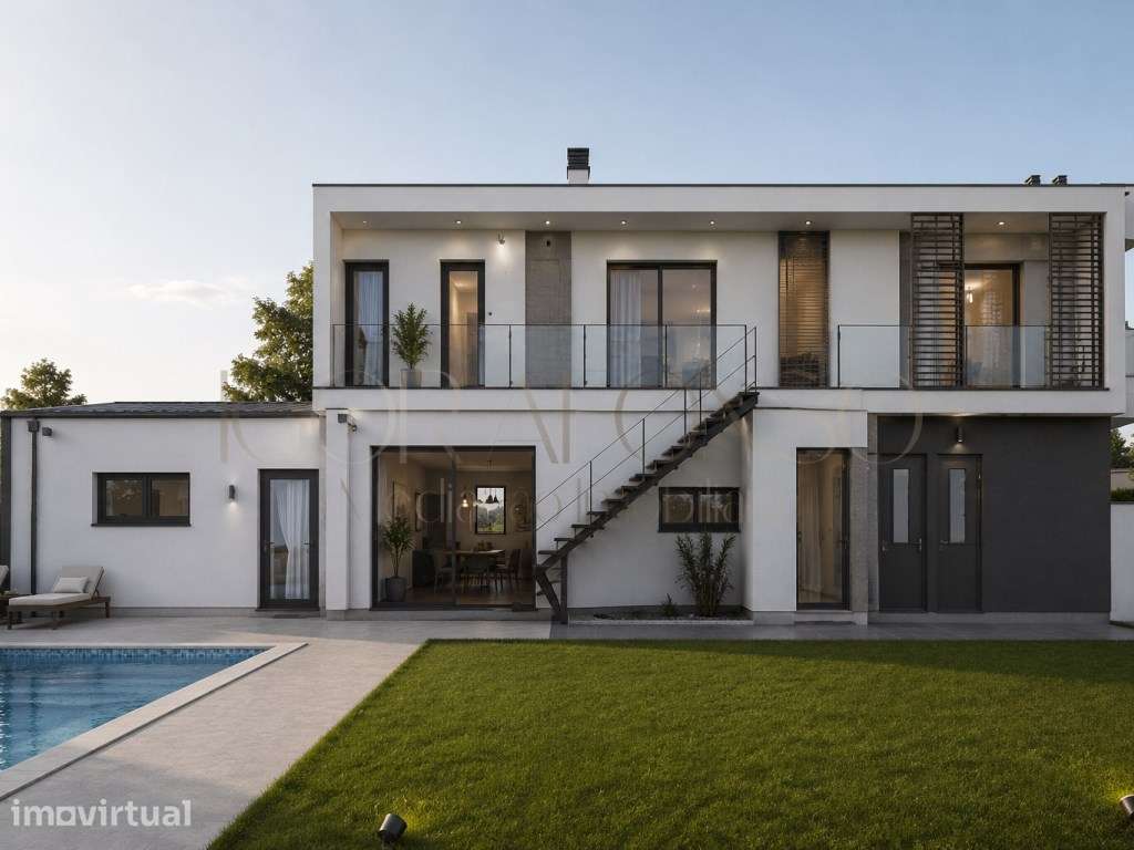 Moradia Independente com 4 Suítes, Garagem e Piscina de Sal - Grande imagem: 3/8