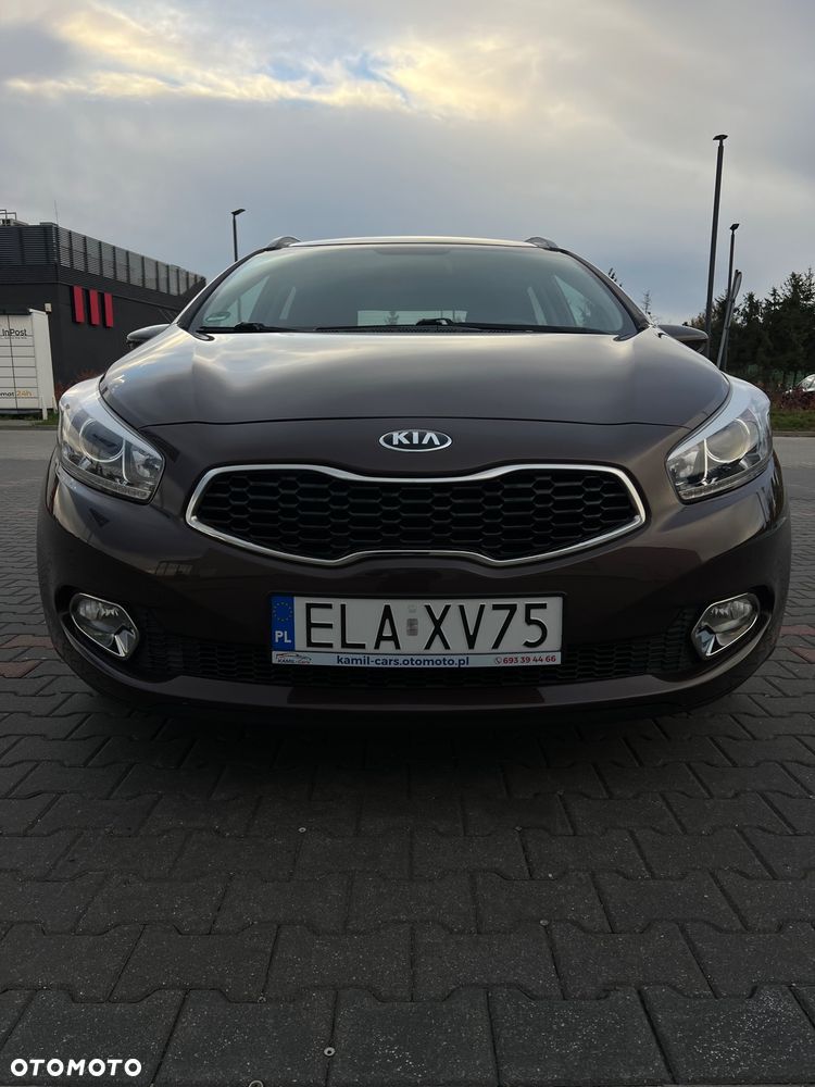 Kia Ceed - 4