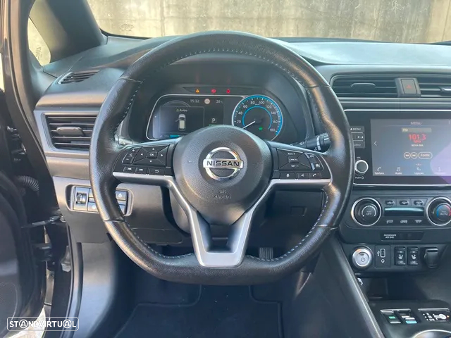 Nissan Leaf 40 kWh 2.ZERO Edition - 13