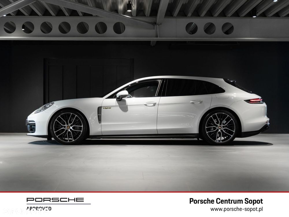 Porsche Panamera 4 E-Hybrid Sport Turismo Platinum Edition - 2