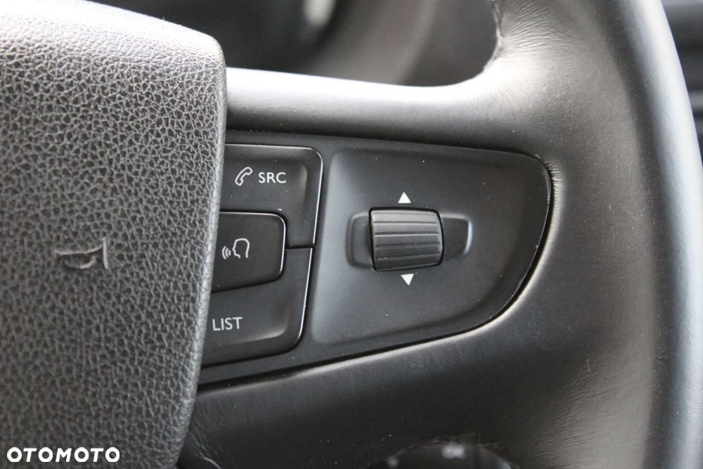 Opel Vivaro - 18