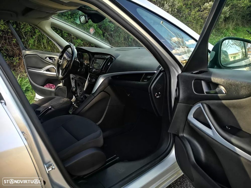 Opel Zafira 1.6 CDTi 120 Anos S/S - 11