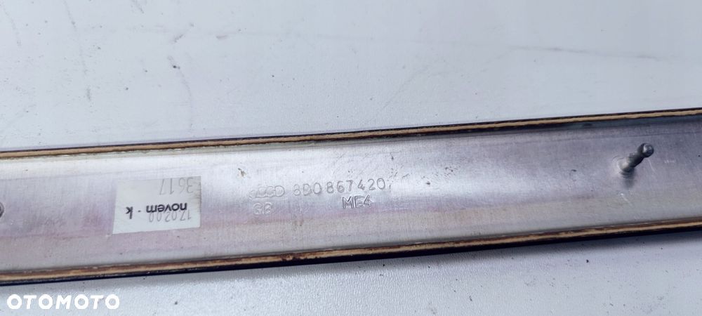 DEKOR DRZWI PRAWY TYŁ AUDI A4 B5 8D0867420 ME4 - 3