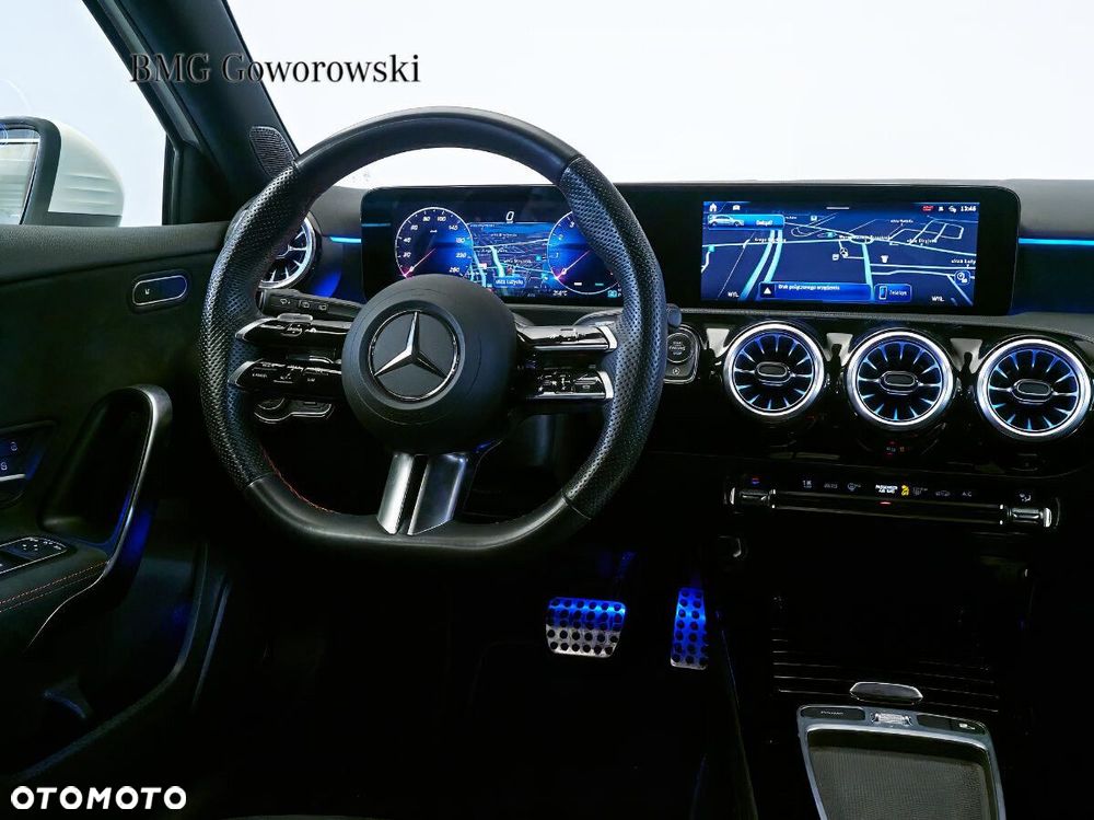 Mercedes-Benz Klasa A 220 4-Matic AMG Line 8G-DCT - 16