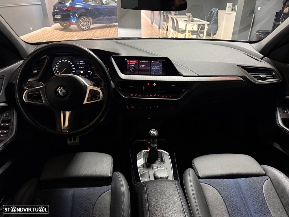 BMW 116 d Pack Desportivo M - 15