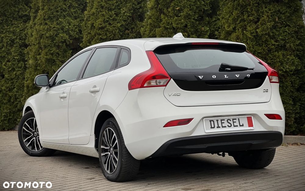 Volvo V40 D2 Momentum - 18
