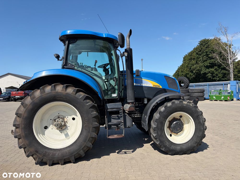 New Holland T6090 - 6